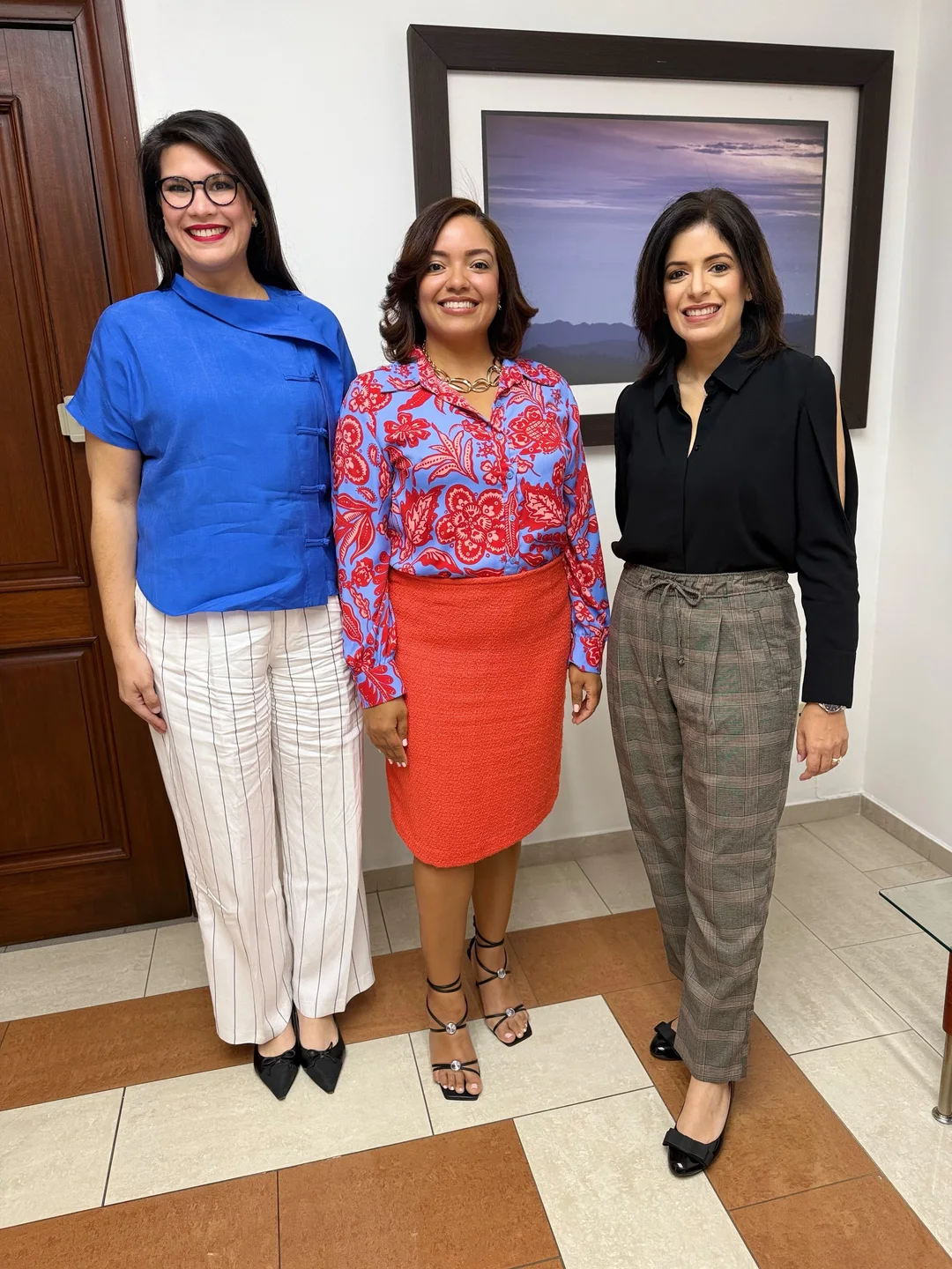 Fotografía del encuentro publicada por @adecorrd. Una agenda compartida con ONEC.